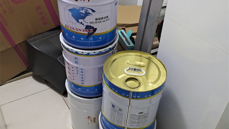 真石漆罩面漆：哑光与亮光的区别与选择